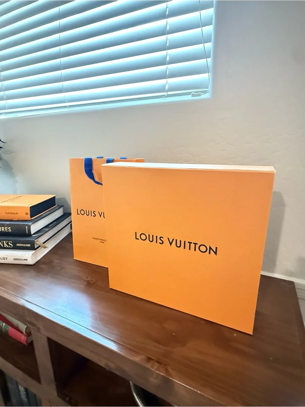 Authentic Louis Vuitton Box Gifting set